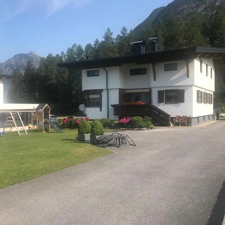 Ferienwohnungen Schleich Nassereith Exterior photo