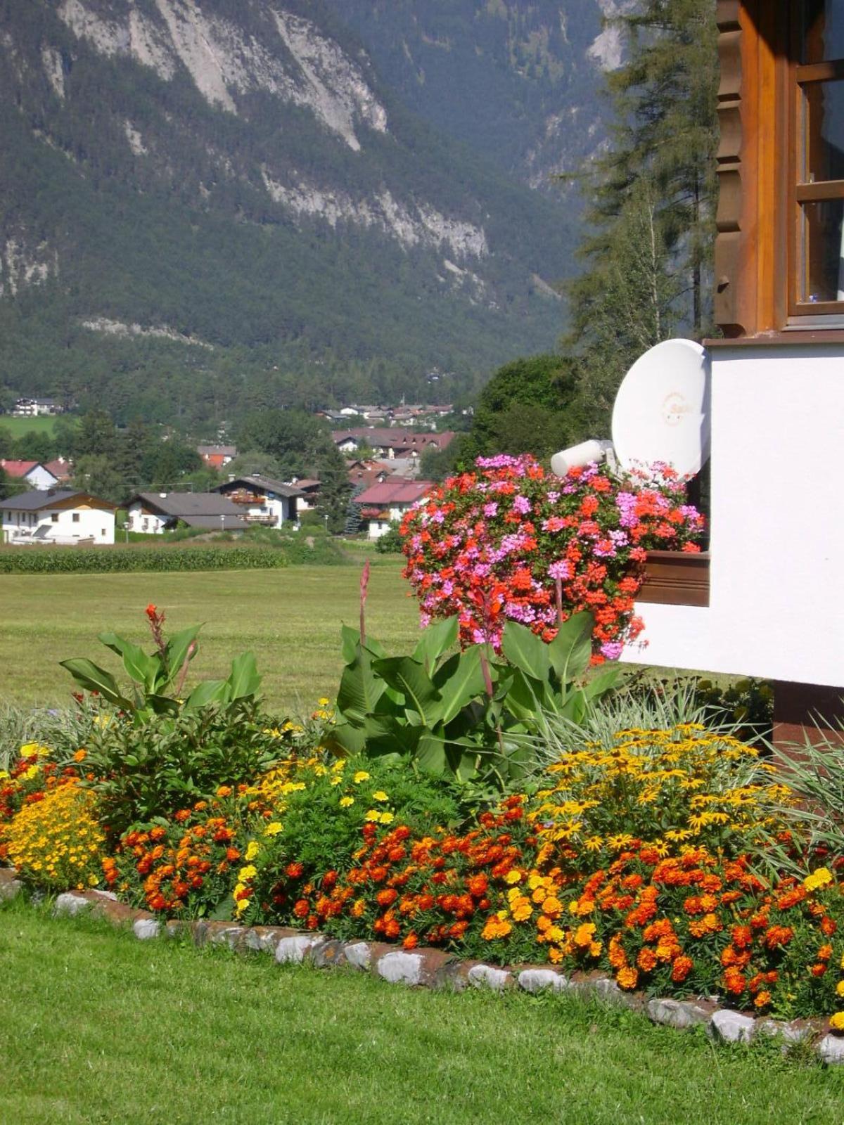 Ferienwohnungen Schleich Nassereith Exterior photo